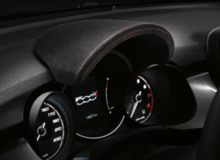 Панель приборов Fiat 500X Sport (334) 2019 года  (фото 43 из 79)